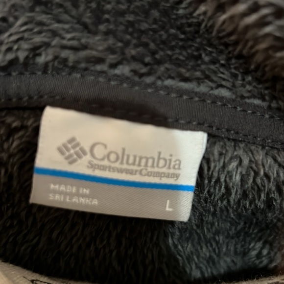 Beautifully warm sweater - Picture 9 of 9